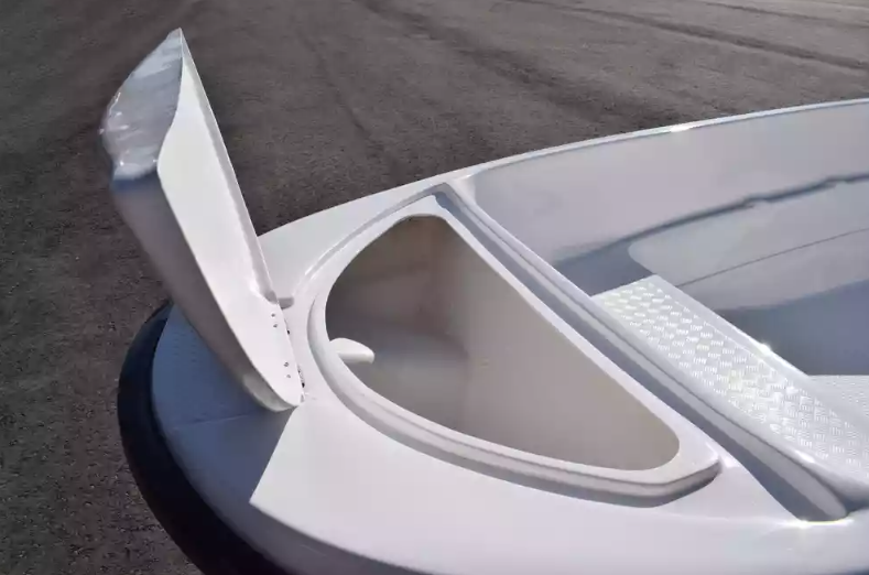 Стеклопластиковая лодка Пингвин (тримаран) в Твери