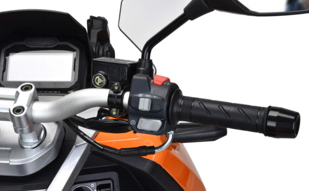 Скутер MOTOLAND (МОТОЛЕНД) T-MAX 150 в Твери