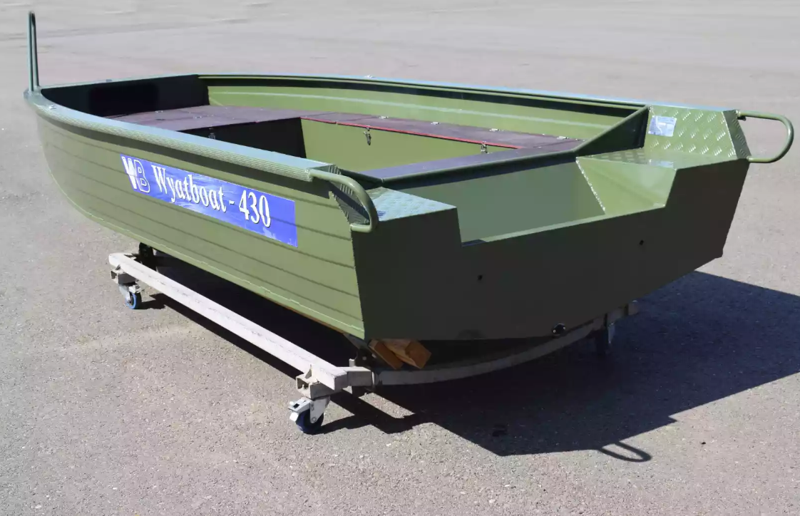 Алюминиевая лодка  Wyatboat-430 Master Fish в Твери