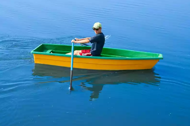 Стеклопластиковая лодка Малютка в Твери