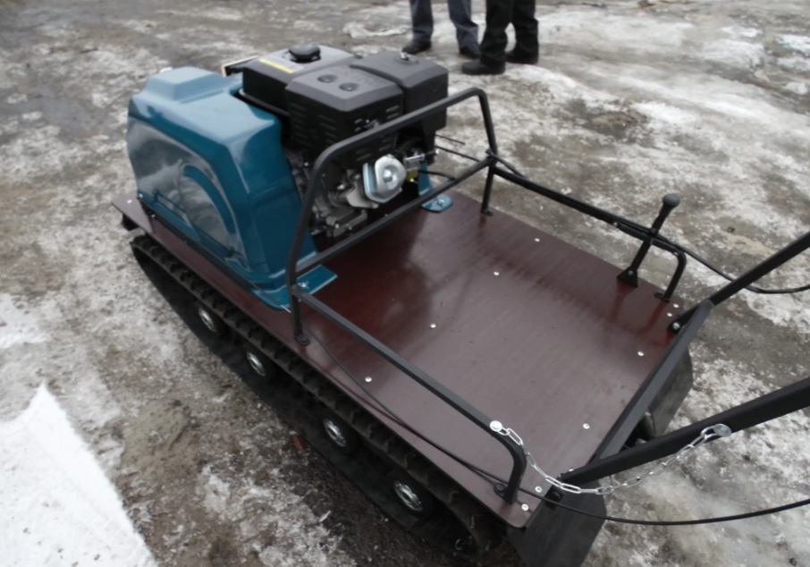 Мотобуксировщик AhtaR LR13 с реверс-вариатором Буран (задний ход) в Твери