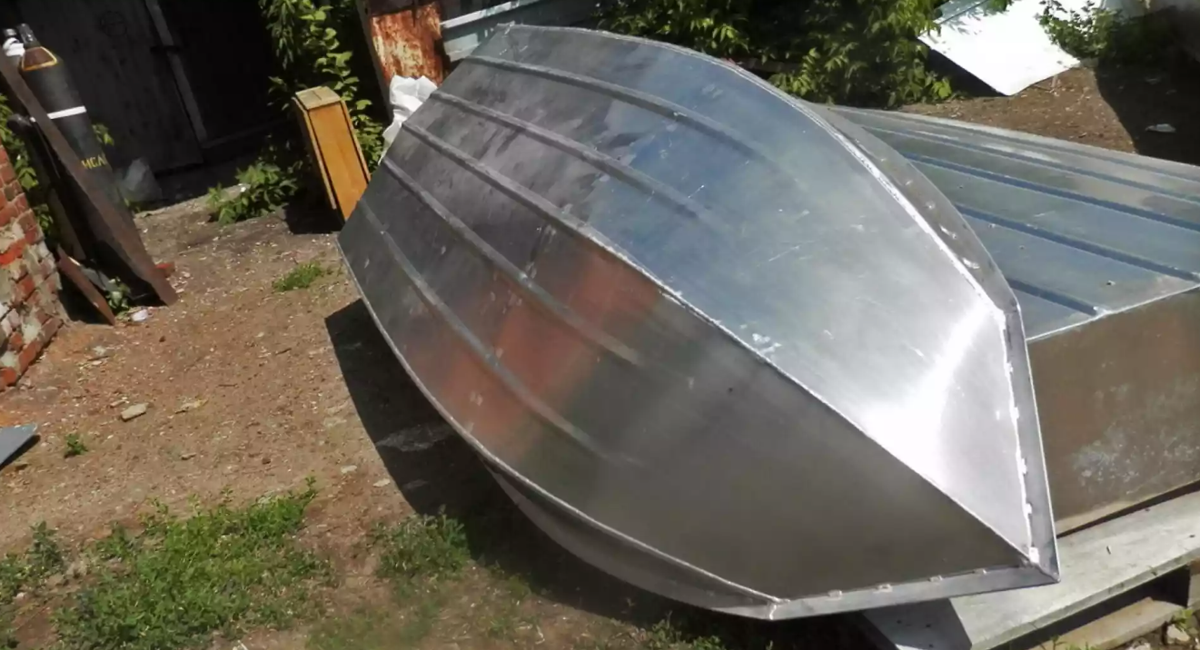 Алюминиевая лодка Вятка-Профи Вариант в Твери