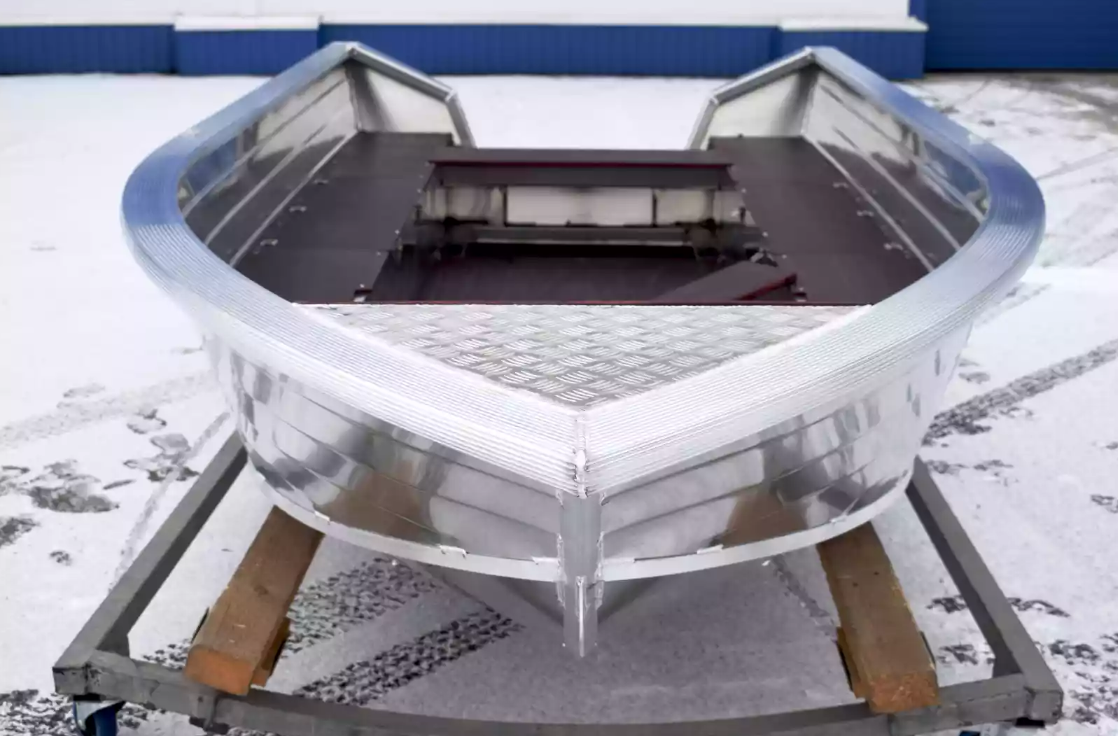 Алюминиевая лодка Неман-400 в Твери