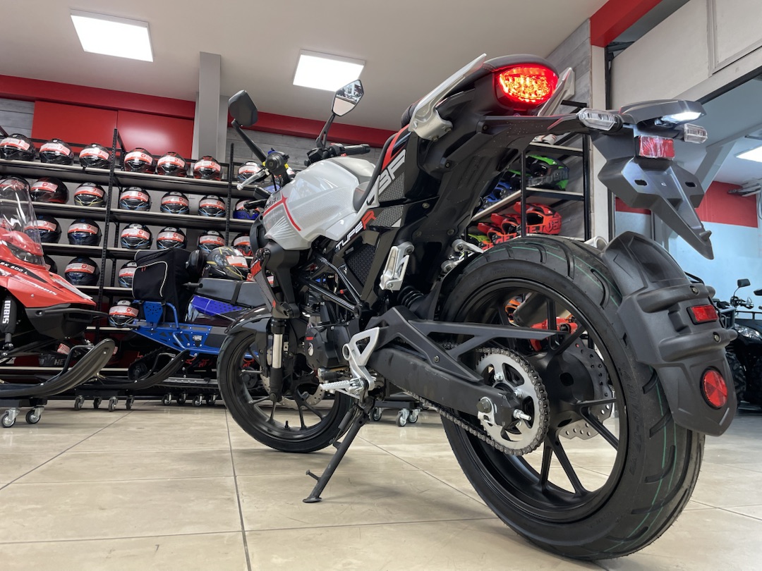 Мопед PROMAX CB150R (49) в Твери