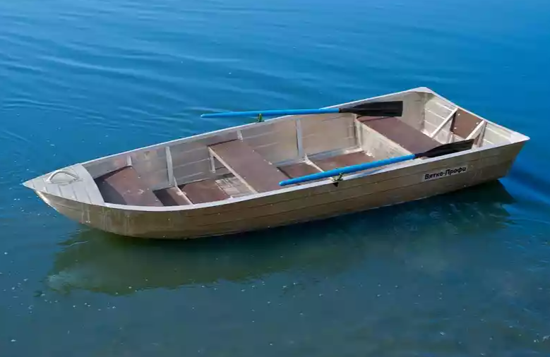 Алюминиевая лодка Вятка-Профи 37 в Твери