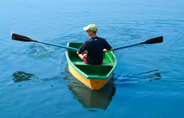 Стеклопластиковая лодка Малютка в Твери