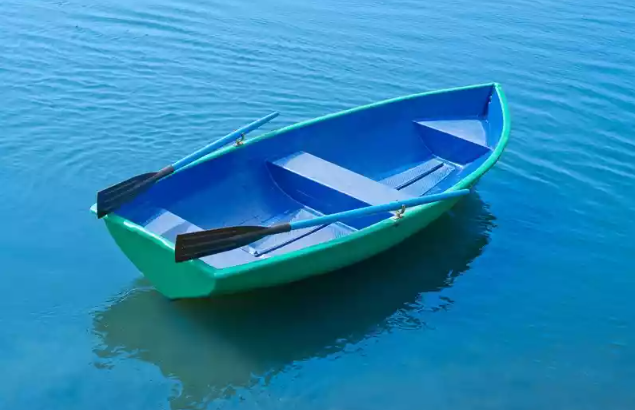 Стеклопластиковая лодка Дельфин в Твери