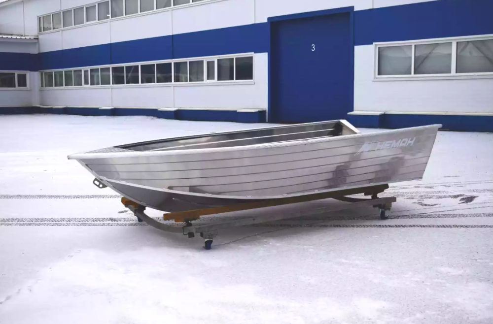 Алюминиевая лодка Неман-400 в Твери