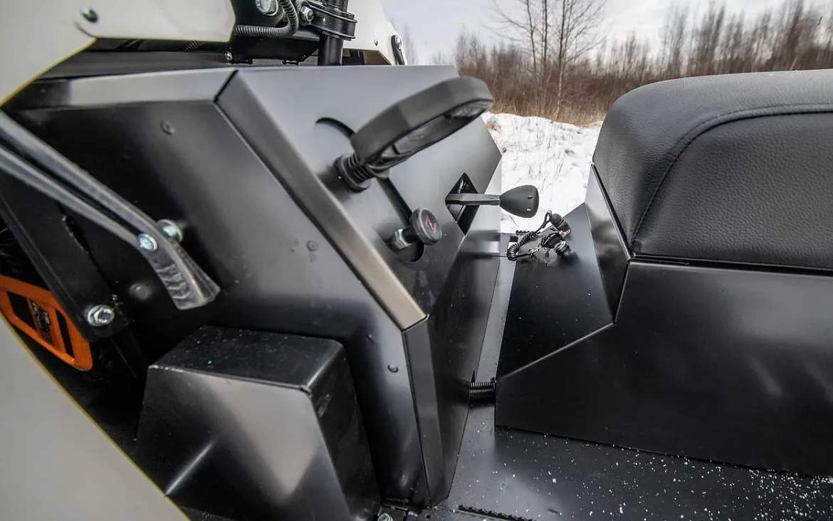 Снегоход БТС "АРКТИК 4Т" 18.5 л.с. э/зап, реверс, тормоз в Твери