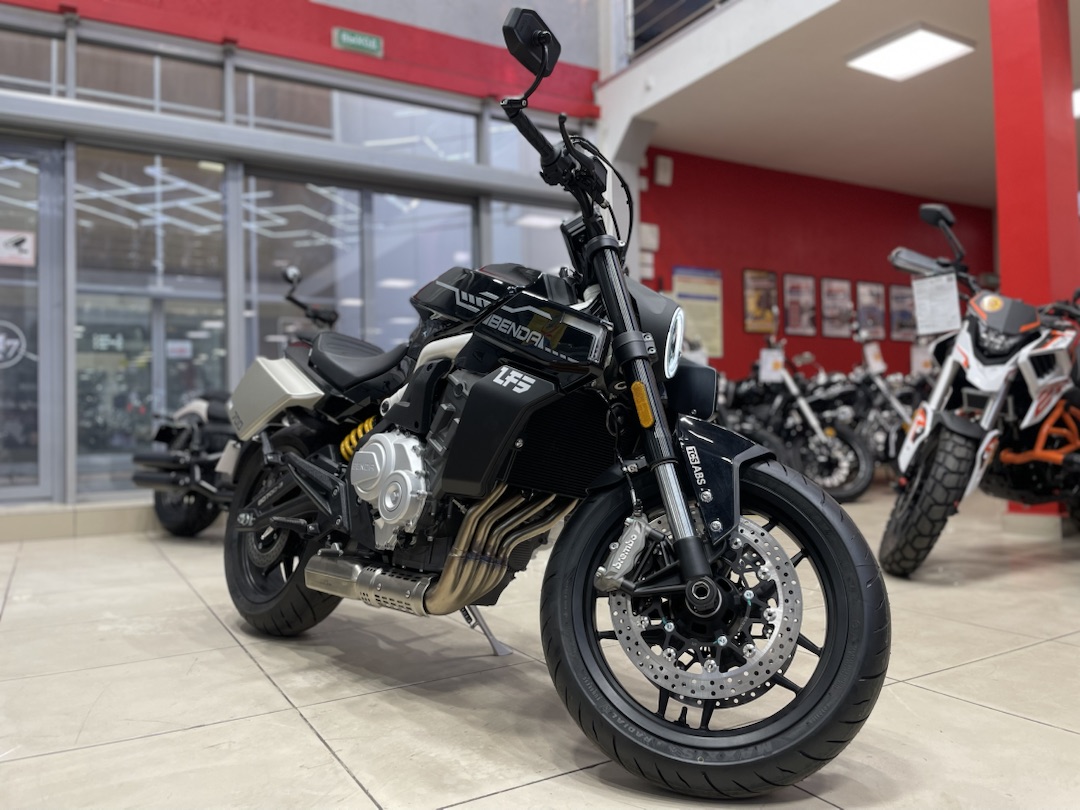 Мотоцикл Benda LFS 700 в Твери