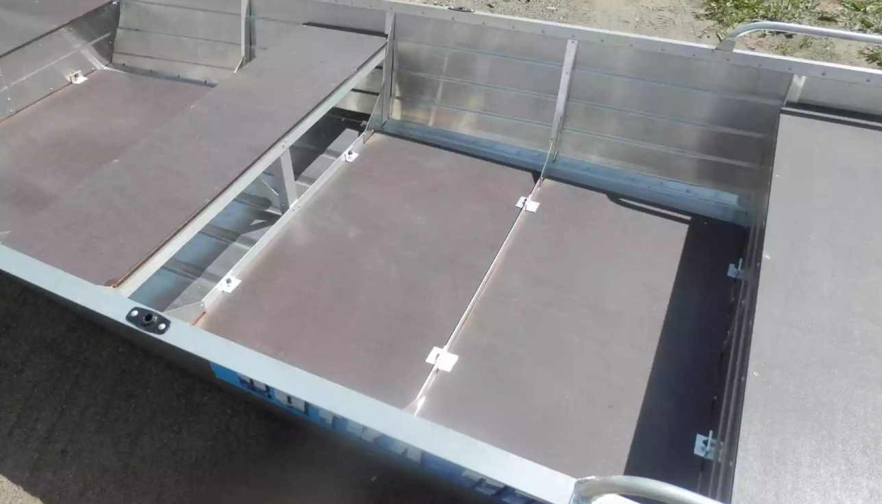 Алюминиевая лодка Вятка-Профи 32 в Твери