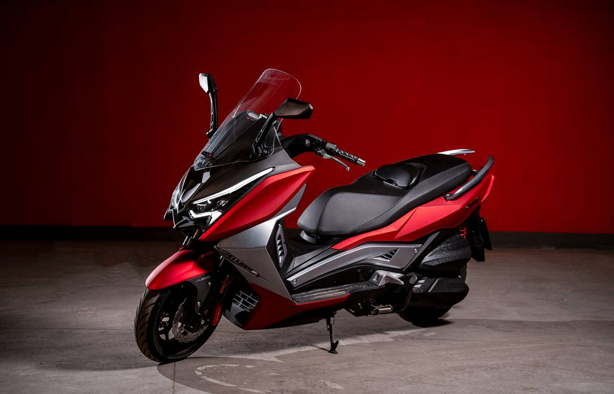 МАКСИСКУТЕР ARIIC 318 в Твери