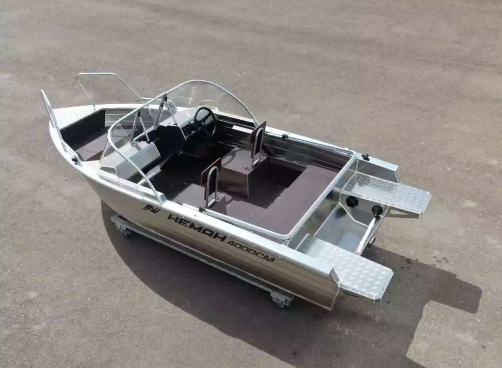 Алюминиевая лодка  Неман-400 DCM NEW в Твери
