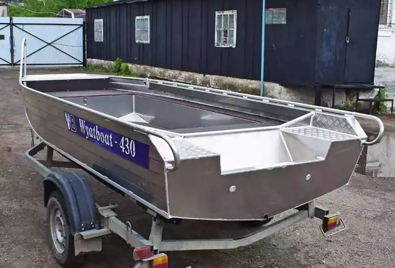 Алюминиевая лодка  Wyatboat-430 Master в Твери