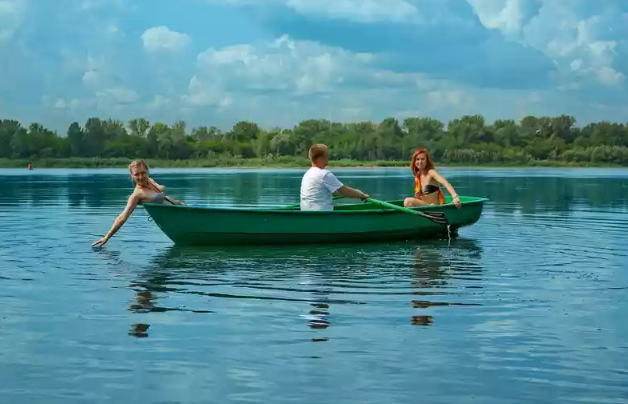 Стеклопластиковая Лодка Голавль в Твери