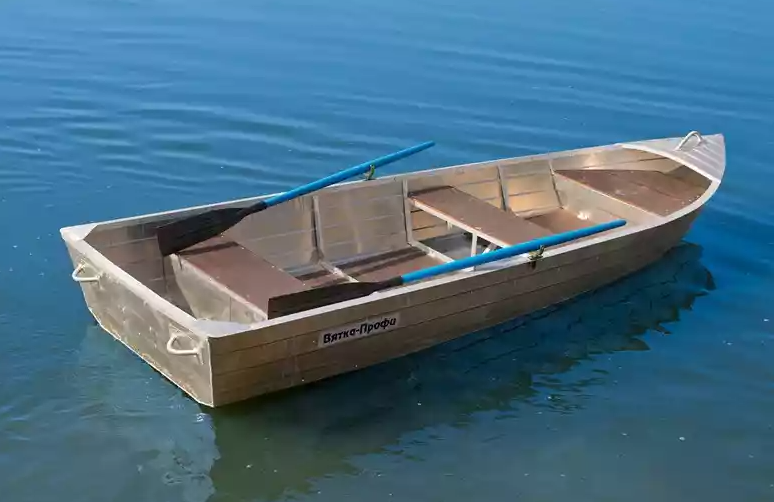 Алюминиевая лодка Вятка-Профи 32 в Твери