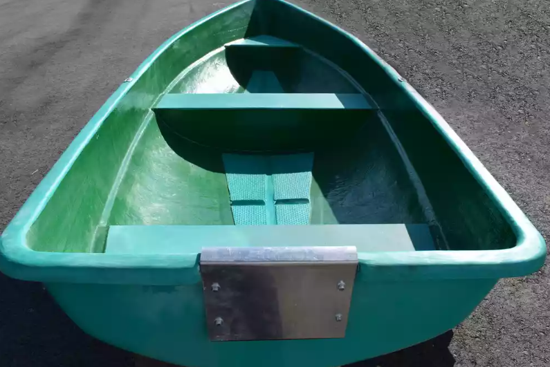 Стеклопластиковая Лодка Голавль в Твери