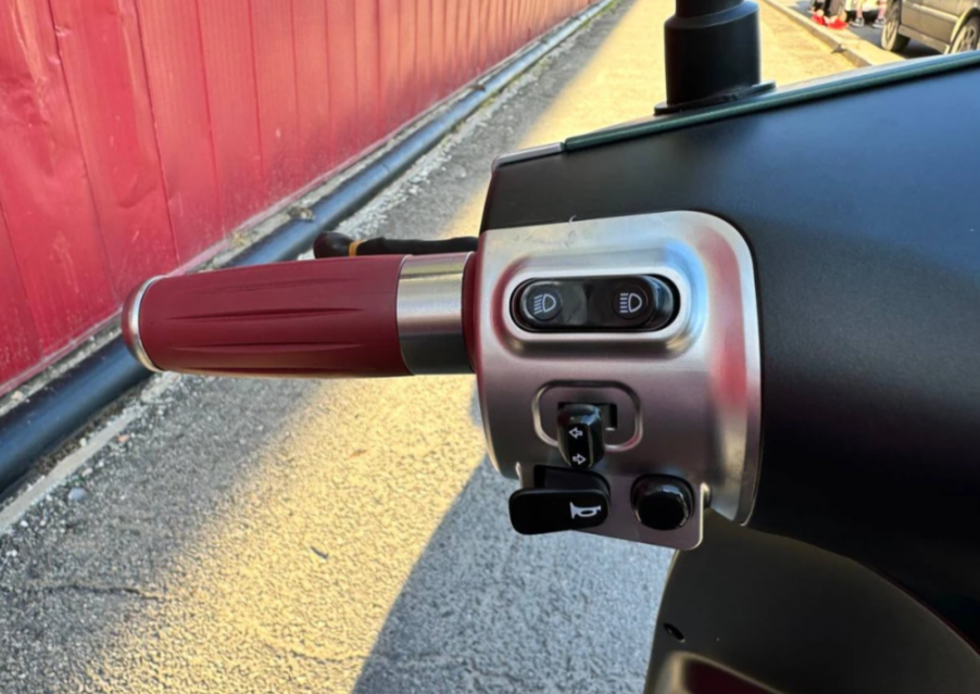 Скутер PROMAX Miami 240 (49) в Твери