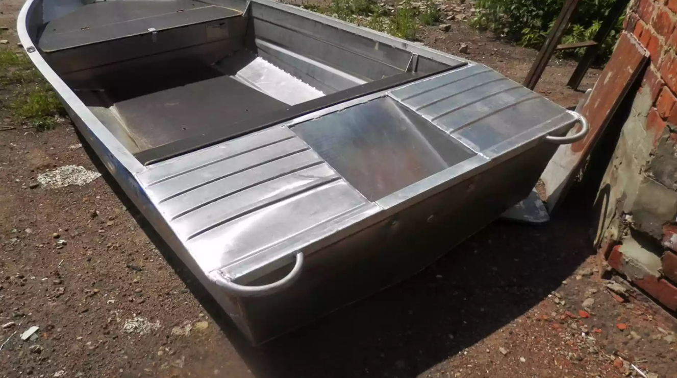 Алюминиевая лодка Вятка-Профи Вариант в Твери