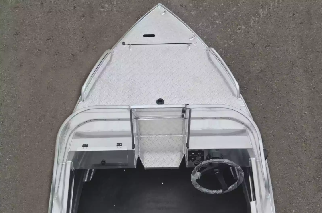 Алюминиевая лодка  Neman-400 PRO в Твери