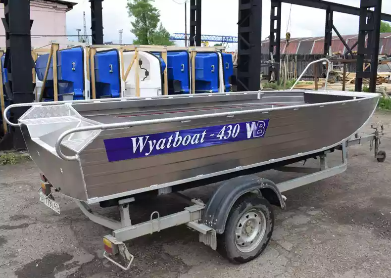 Алюминиевая лодка  Wyatboat-430 Master в Твери