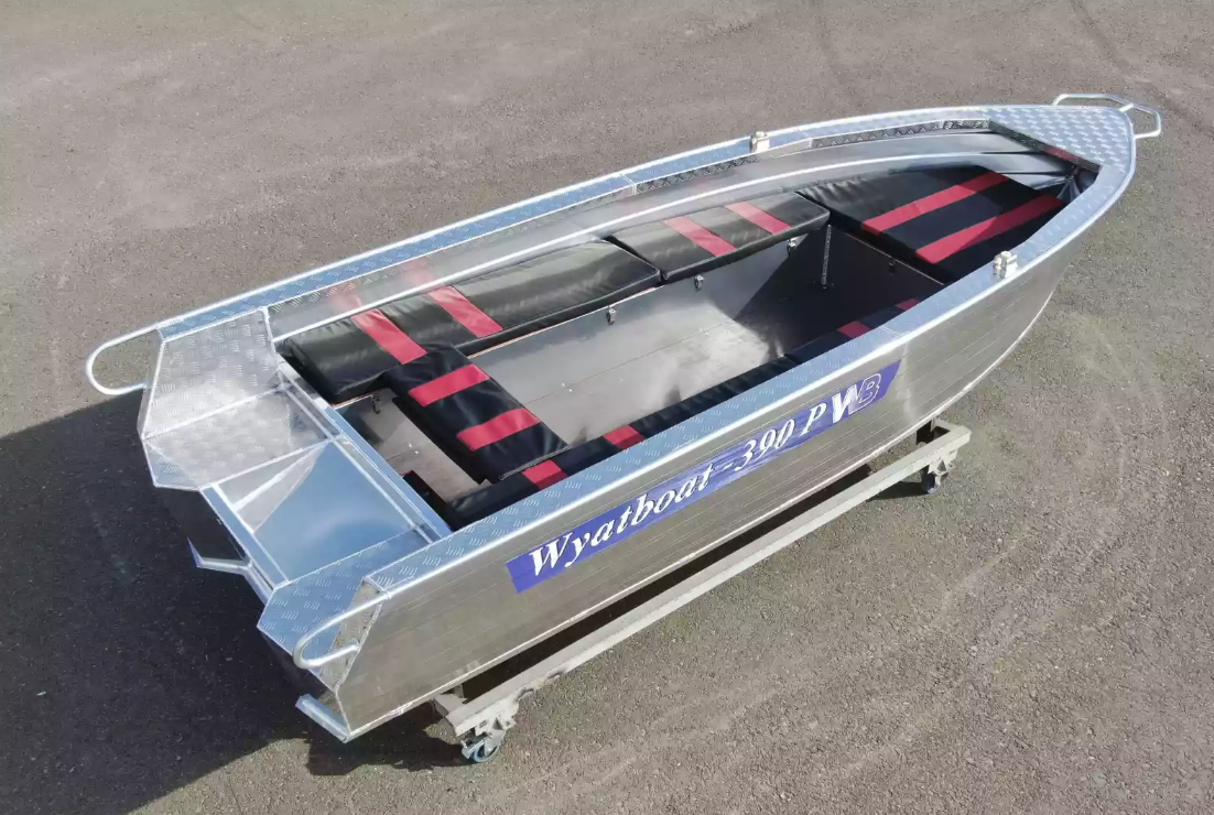 Алюминиевая лодка Wyatboat-390РМ увеличенный борт в Твери