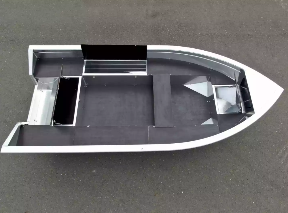 Алюминиевая лодка  Неман-420 в Твери