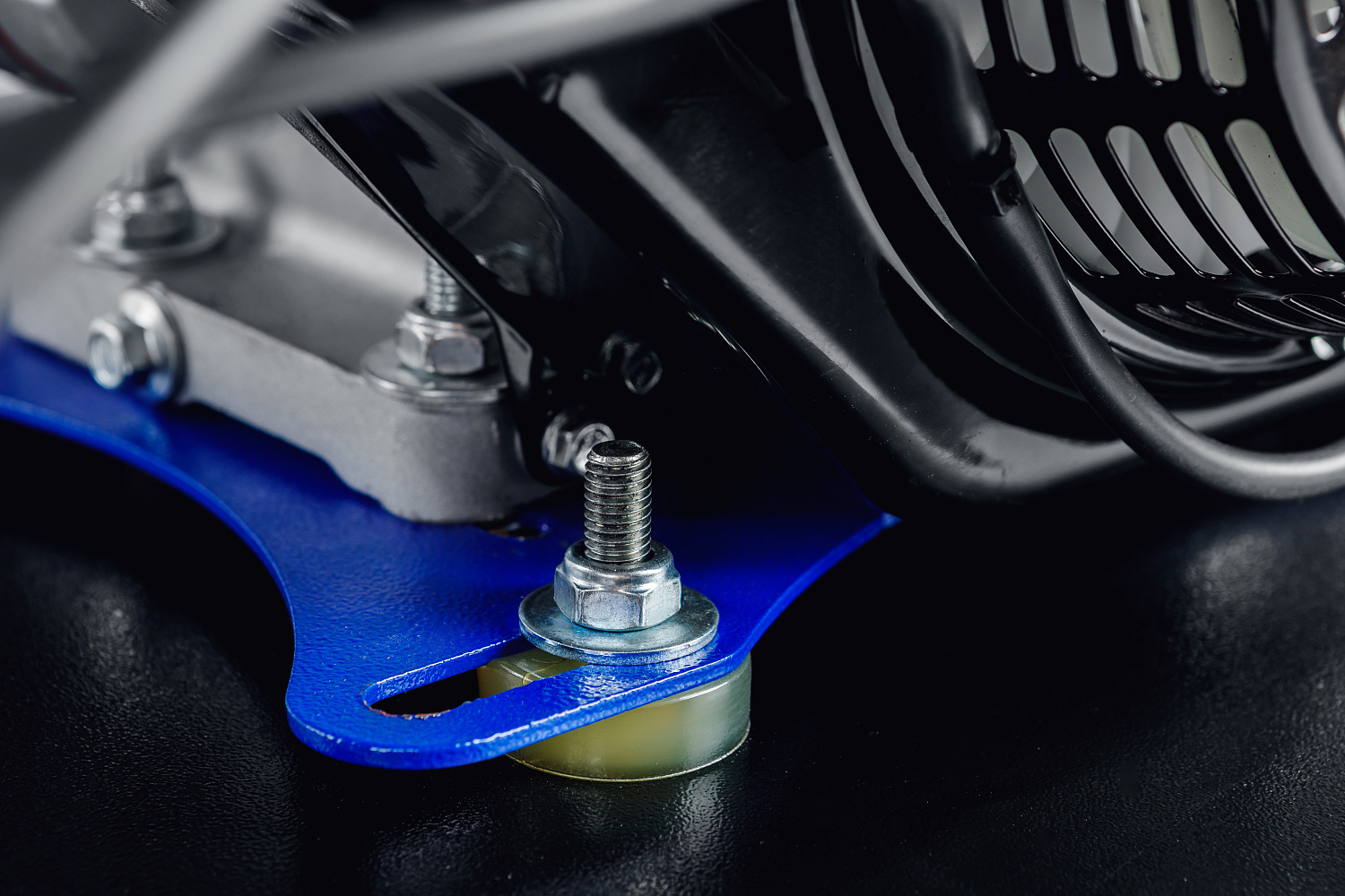 МОТОБУКСИРОВЩИК IKUDZO LONG 2.0 1700/500 EKR20 в Твери