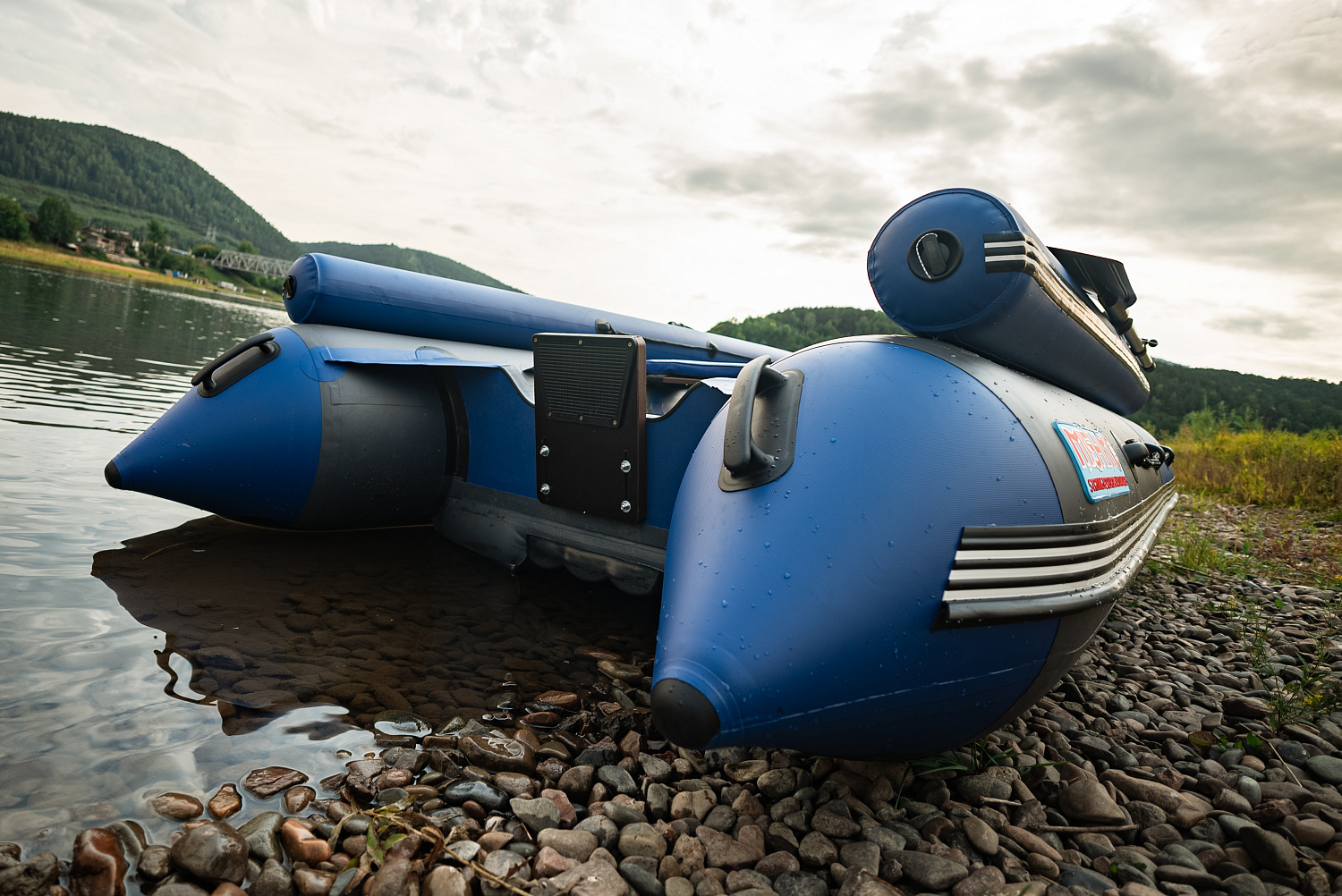 Лодка MISHIMO RIVER FJET PRO 400 под водомет в Твери