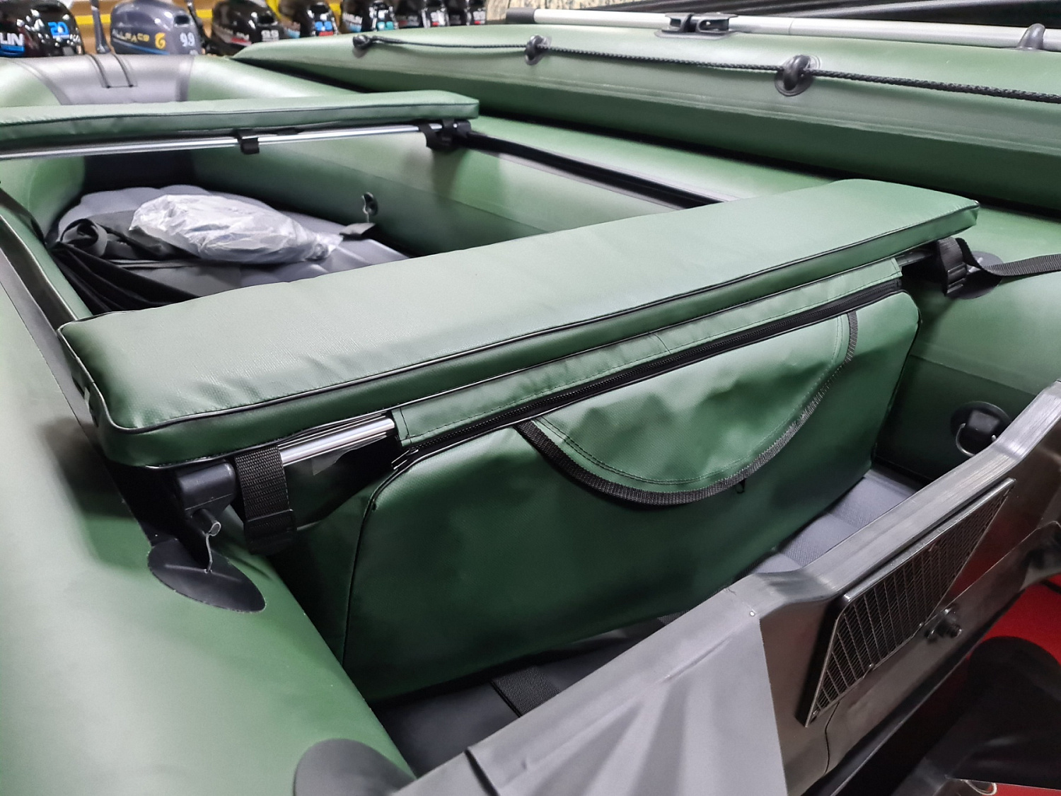 КОМПЛЕКТ МЯГКИХ НАКЛАДОК С СУМКОЙ ДЛЯ ЛОДОК 90Х20 ЗЕЛЕНЫЙ в Твери