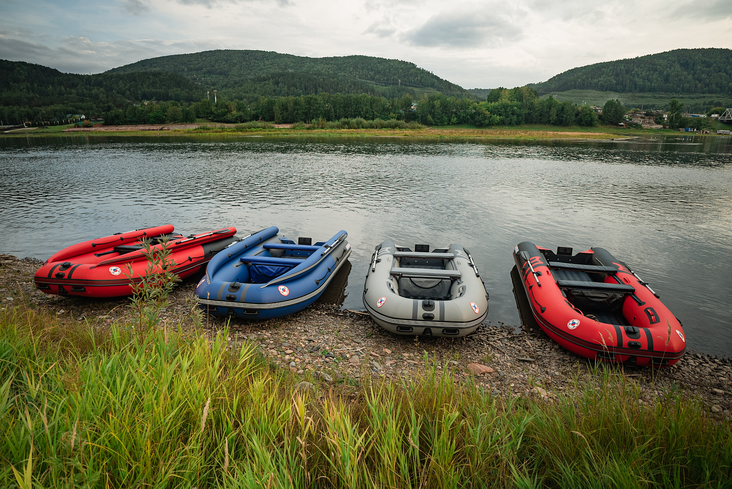 Лодка MISHIMO RIVER FJET PRO 400 под водомет в Твери