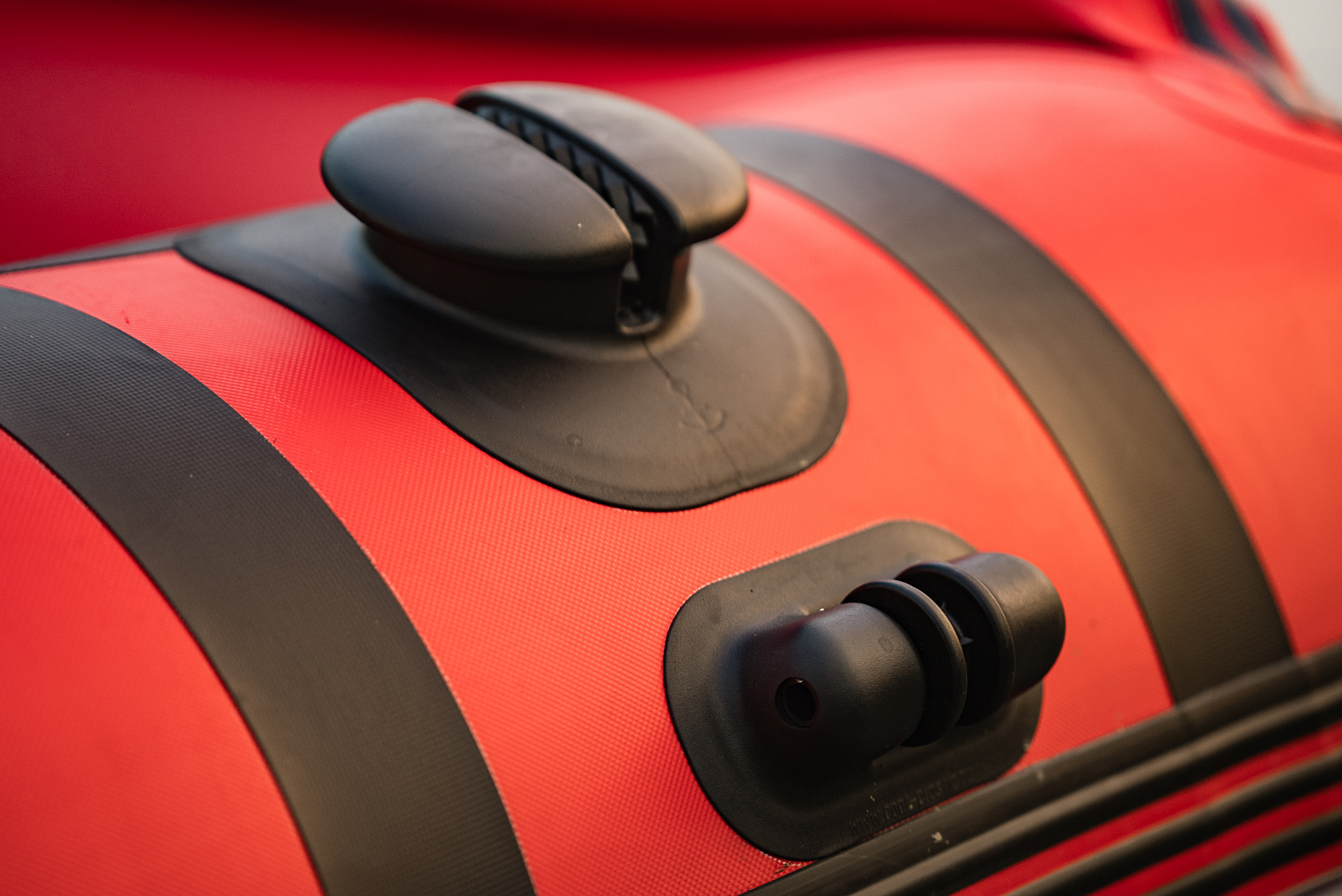 Лодка MISHIMO RIVER FJET PRO 400 под водомет в Твери