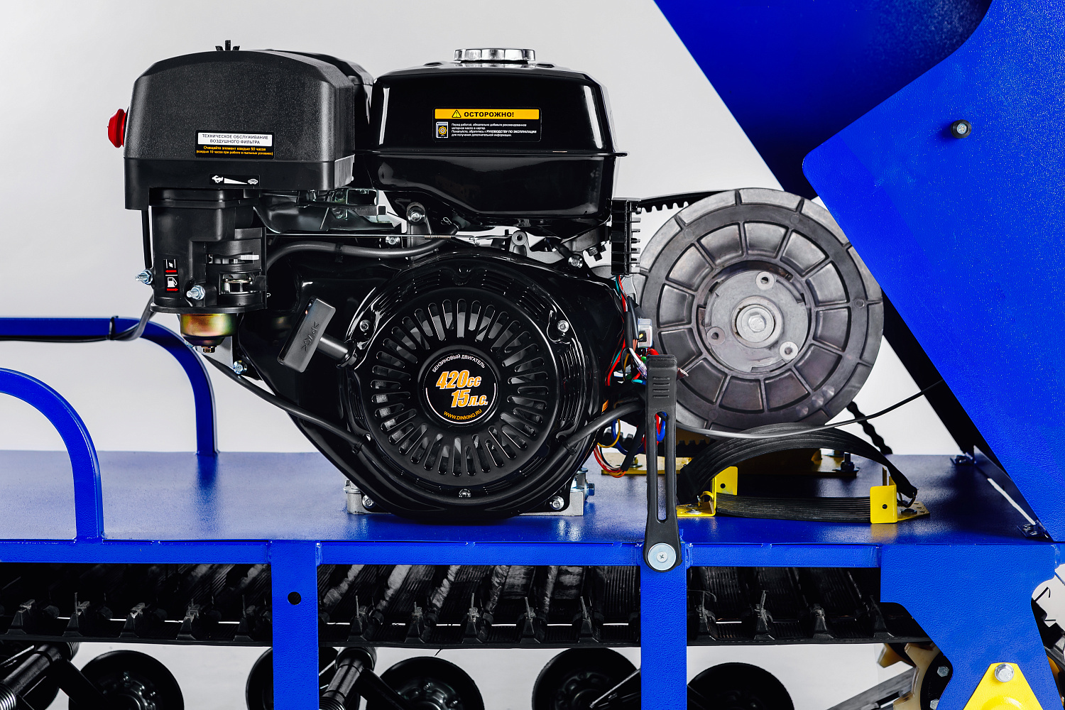 Мотобуксировщик SNOW DOG 17 с эл. запуском (DINKING) в Твери