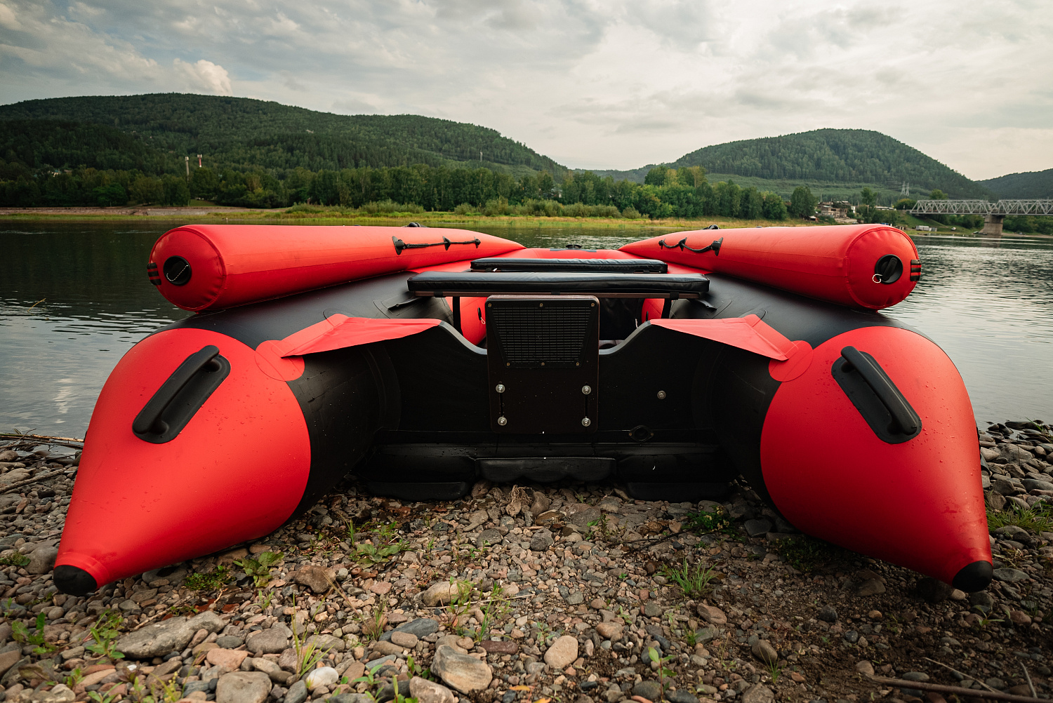 Лодка MISHIMO RIVER FJET PRO 400 под водомет в Твери