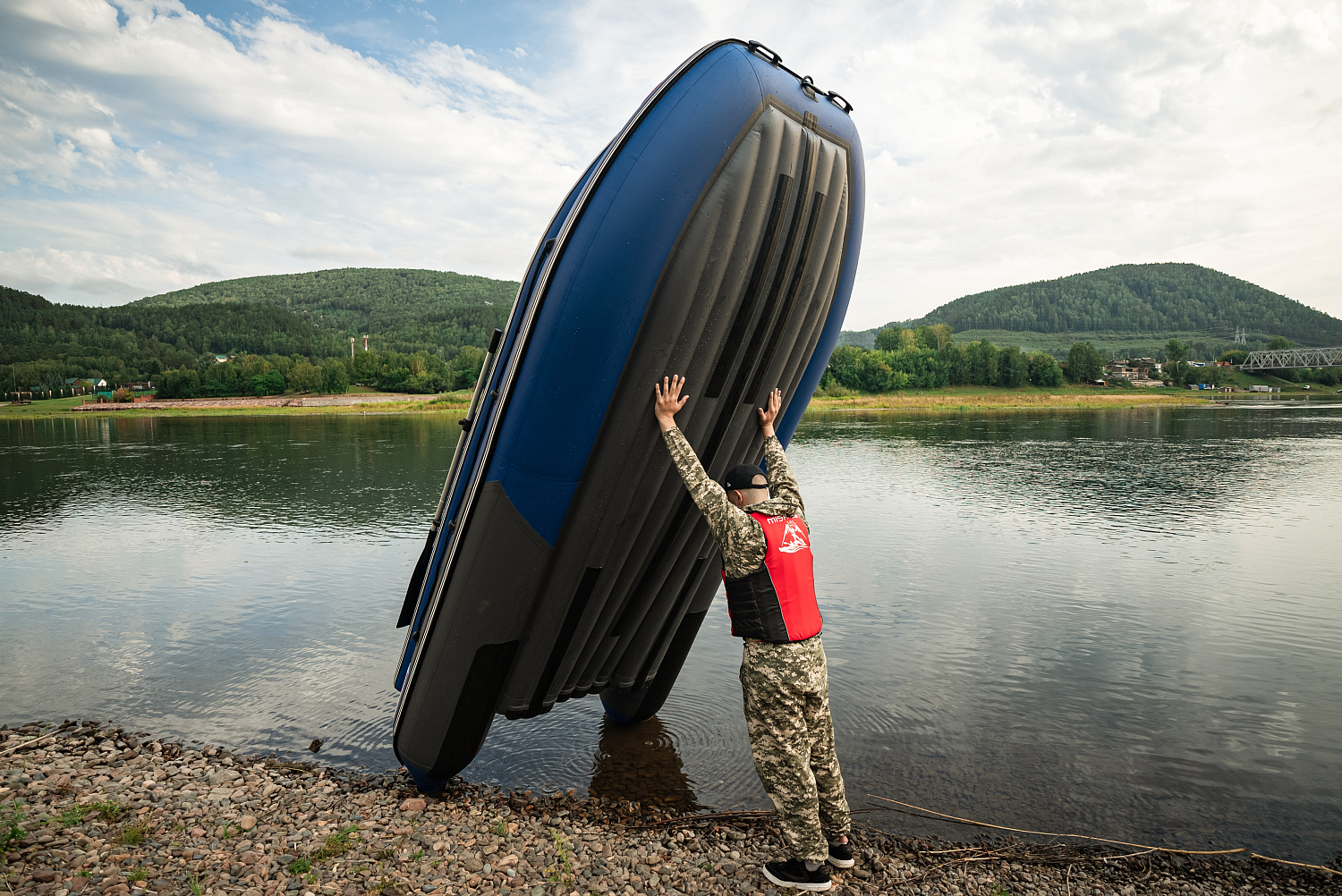 Лодка MISHIMO RIVER FJET PRO 400 под водомет в Твери