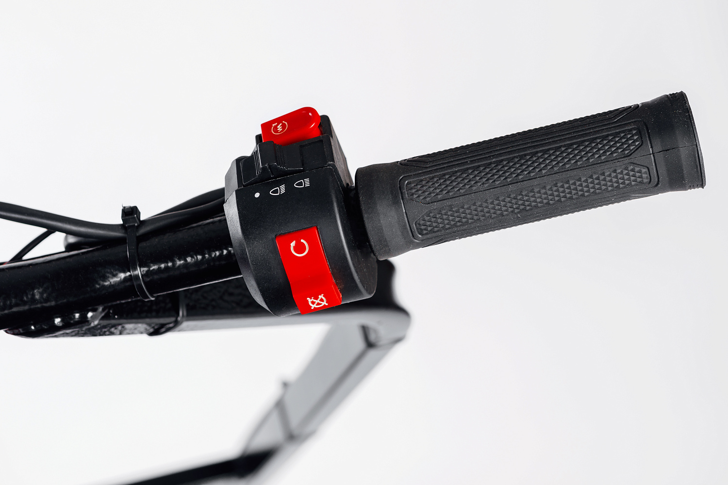 МОТОБУКСИРОВЩИК IKUDZO LONG 2.0 1700/500 EKR20 в Твери